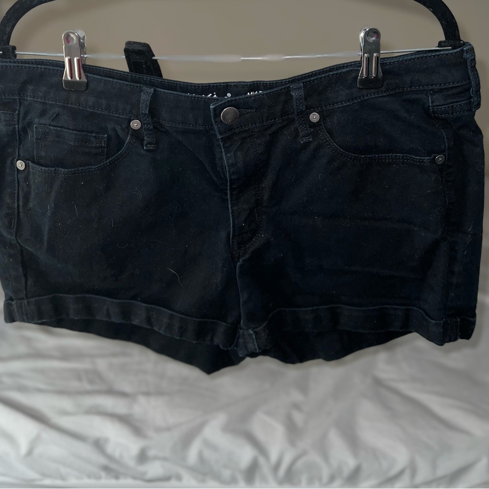 Size 14 Mossimo Black Shorts